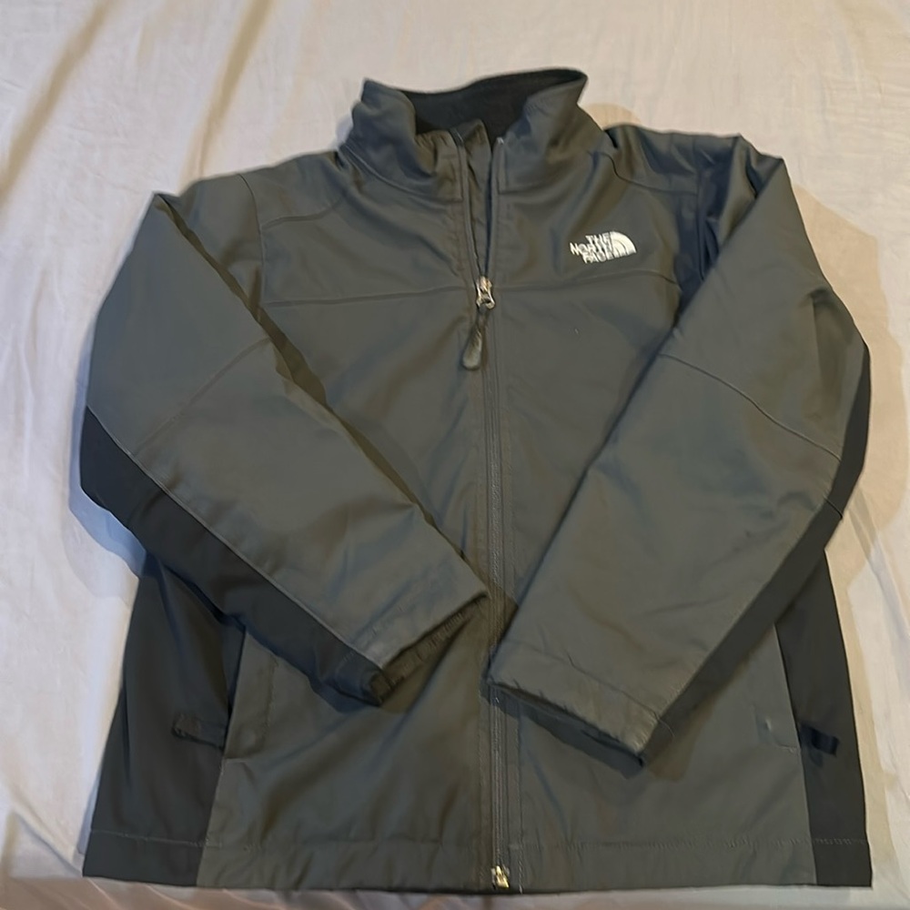 The North Face Boy's Size Medium (10/12) Apex Elevation Jacket Gray and Black